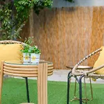 Cozy 3 Bedroom Terrace In Cbd