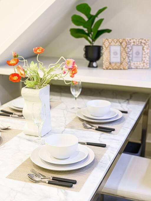 Cozy 3 Bedroom Terrace In Cbd Sydney